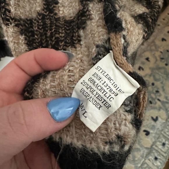 Alter’d State Cheetah Long Line Caridgan - Picture 6 of 6